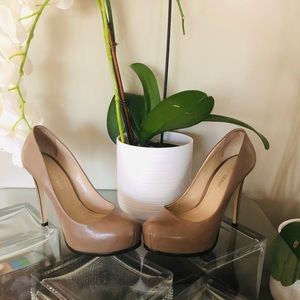 Pour LA Victoire LeatherUpper Dress Shoes.Heels 5”